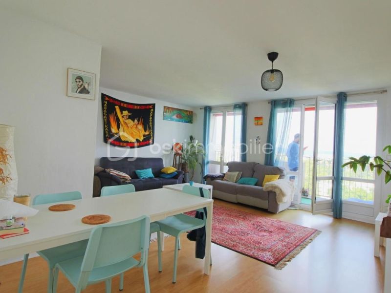 A louer APPARTEMENT T4 85 M2  PAU