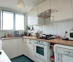 A louer APPARTEMENT T4 85 M2  PAU