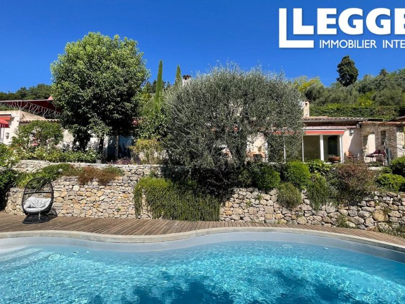 A louer MAISON  6 PIECES 200 M2  GRASSE