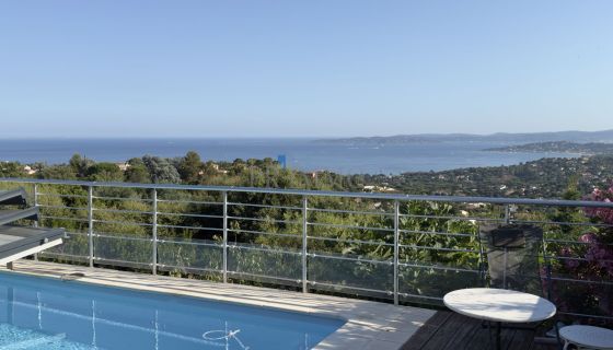 A louer MAISON  5 PIECES 91 M2 PIEDS DANS L'EAU LES ISSAMBRES