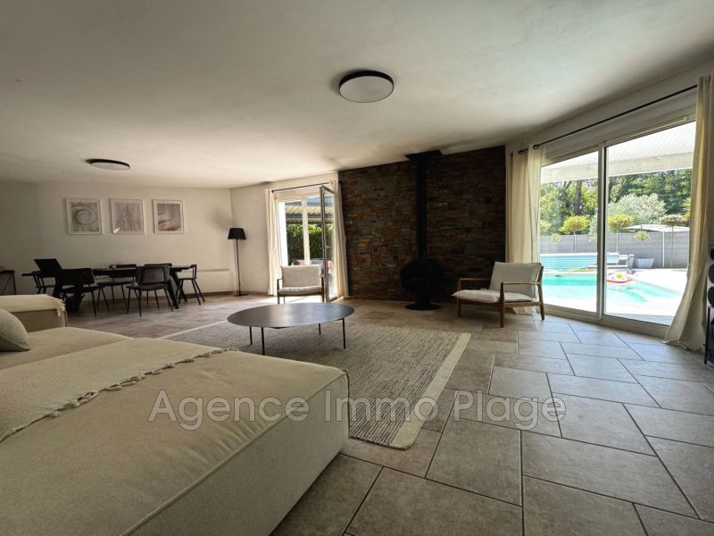 A vendre MAISON  5 PIECES 127 M2  SAINT AUBIN DE MEDOC