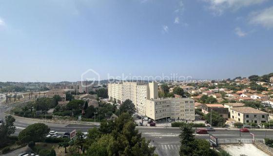 A louer APPARTEMENT T3 83 M2 VUE MER LA VALETTE DU VAR