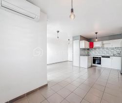 A louer APPARTEMENT T3 60 M2 TERRASSE BORD DE MER PALAVAS LES FLOTS