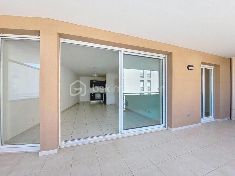 A louer APPARTEMENT T2 50 M2 TERRASSE BORD DE MER LA SEYNE SUR MER