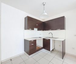 A louer APPARTEMENT T2 50 M2 TERRASSE BORD DE MER LA SEYNE SUR MER