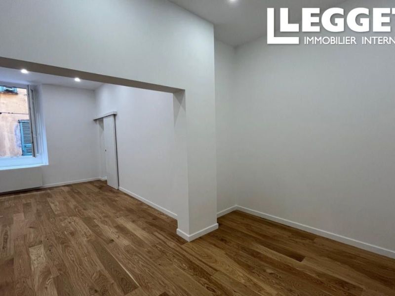 A louer APPARTEMENT NEUF T3 58 M2 BORD DE MER NICE