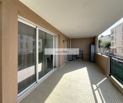 A vendre TRES BEL APPARTEMENT T2 au calme BORD DE MER La Seyne-sur-Mer