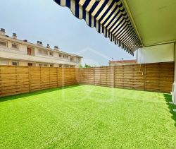 A louer APPARTEMENT NEUF T2 48 M2 TERRASSE BORD DE MER CANNES