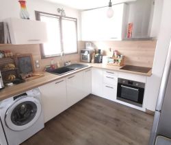 A louer APPARTEMENT T3 65 M2 TERRASSE PLAGE à PIED VALRAS PLAGE