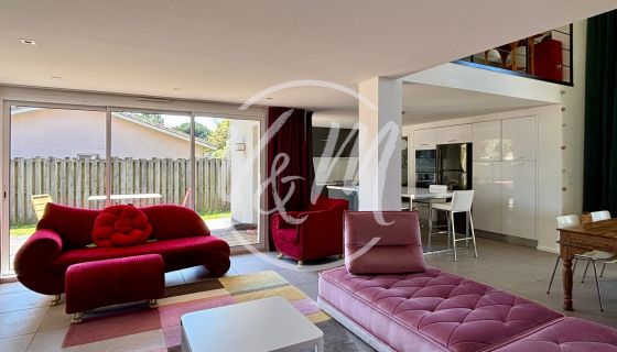 A vendre Maison d'architecte 186 m² avec 2 appartements - jardin - calme Andernos-les-Bains