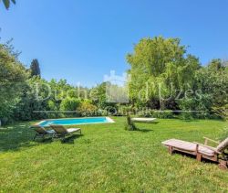 A louer MAISON  DE MAîTRE  UZES