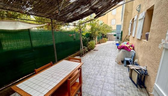 A louer APPARTEMENT T3 65 M2 TERRASSE BORD DE MER COGOLIN