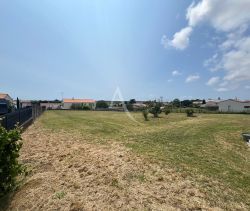 A vendre MAISON  3 PIECES 75 M2 BORD DE MER LONGEVILLE SUR MER