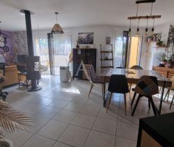 A vendre MAISON  4 PIECES 98 M2  POIROUX