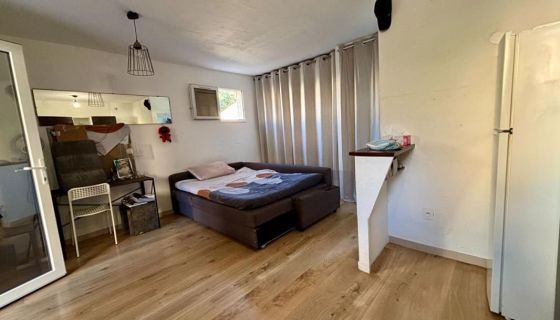 A louer STUDIO  23 M2 TERRASSE BORD DE MER CAGNES SUR MER