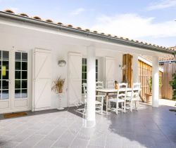 A vendre CHARMANTE MAISON 5 PIECES 130 M² RENOVEE LABENNE
