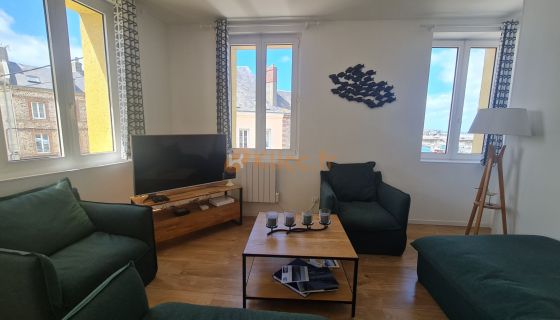 A vendre APPARTEMENT T5 120 M2 DUPLEX VUE MER FECAMP