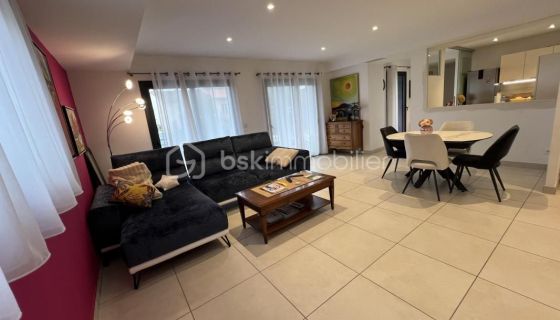 A louer APPARTEMENT DE PRESTIGE T3 87 M2 TERRASSE BORD DE MER ARGELES SUR MER