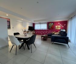 A louer APPARTEMENT DE PRESTIGE T3 87 M2 TERRASSE BORD DE MER ARGELES SUR MER