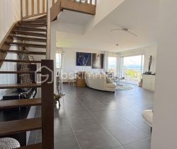 A louer APPARTEMENT T3 104 M2 TERRASSE VUE MER ANTIBES