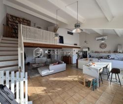 A louer APPARTEMENT DUPLEX T4 132 M2 BORD DE MER FRONTIGNAN