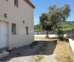 A louer MAISON  5 PIECES 120 M2 BORD DE MER HYERES