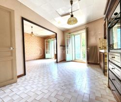 A louer APPARTEMENT T6 146 M2  PEZENAS