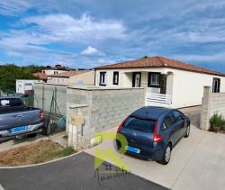 A louer MAISON  4 PIECES 134 M2 BORD DE MER BAGES
