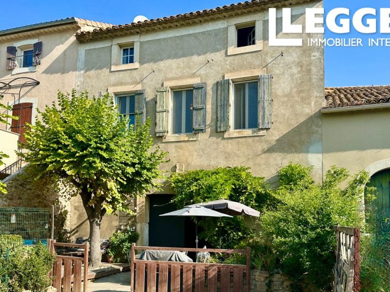 A louer MAISON  DE MAîTRE  MONTOULIERS