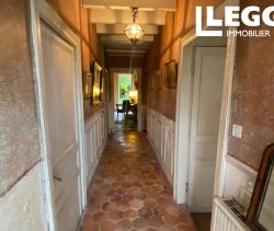 A louer LONGèRE  7 PIECES 205 M2 PIEDS DANS L'EAU SAINT PALAIS SUR MER