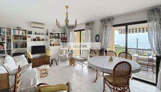 A vendre APPARTEMENT T3 61 M2 TERRASSE VUE MER SIX FOURS LES PLAGES