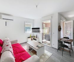 A vendre APPARTEMENT T2 43 M2 TERRASSE BORD DE MER SANARY SUR MER