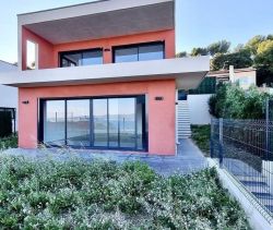 A vendre MAISON  CONTEMPORAINE VUE MER LA CIOTAT