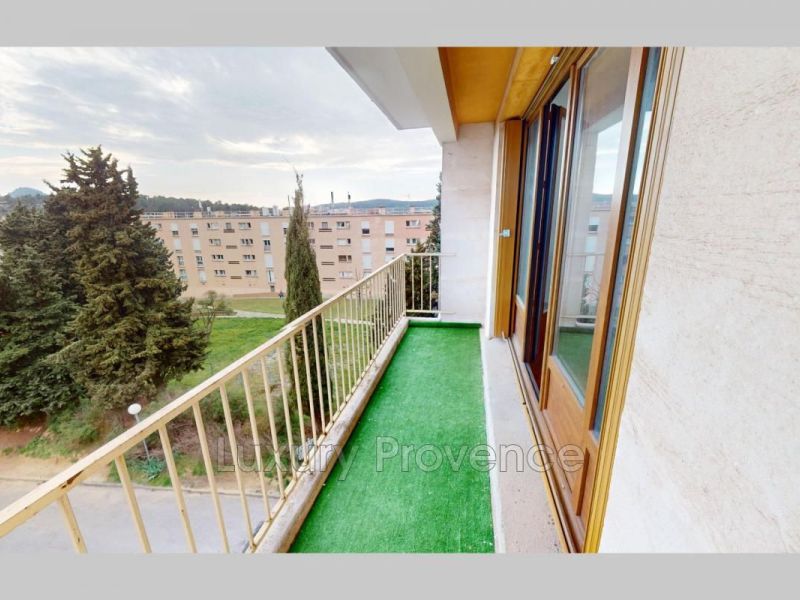 A louer APPARTEMENT NEUF T5 92 M2  GARDANNE