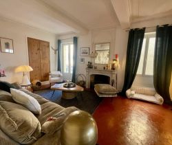 A louer MAISON  DE MAîTRE  PUJAUT