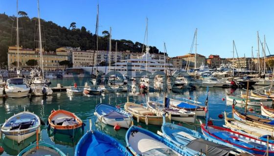 A louer APPARTEMENT T2 55 M2 PLAGE à PIED NICE