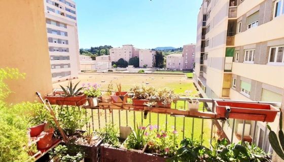 A louer APPARTEMENT T3 77 M2 TERRASSE  AUBAGNE