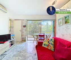 A louer STUDIO  30 M2 TERRASSE BORD DE MER NICE