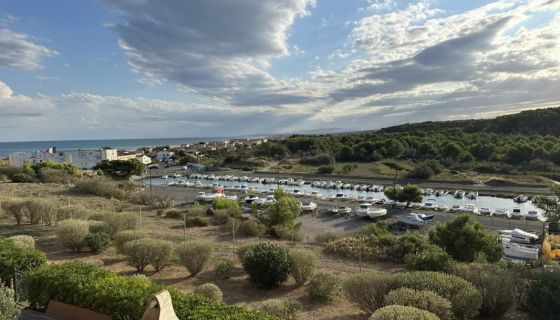 A louer APPARTEMENT T2 27 M2 PLAGE à PIED SAINT PIERRE LA MER