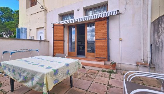 A louer APPARTEMENT T2 63 M2 TERRASSE  GARDANNE