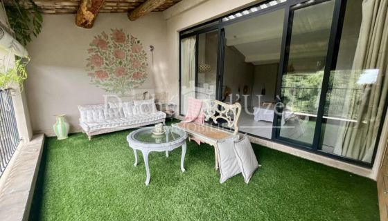 A louer LOFT  3 PIECES 110 M2  UZES