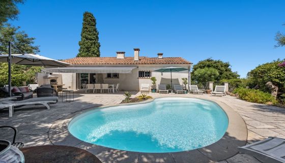 A louer MAISON  8 PIECES 235 M2 VUE MER LES ISSAMBRES