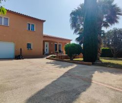 MAISON  7 PIECES 130 M2 BORD DE MER SAINT HIPPOLYTE