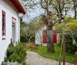 A vendre MAISON  9 PIECES 196 M2 BORD DE MER ANDERNOS LES BAINS