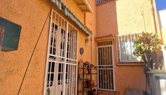 A vendre MAISON  5 PIECES 88 M2  PERPIGNAN Centre-ville