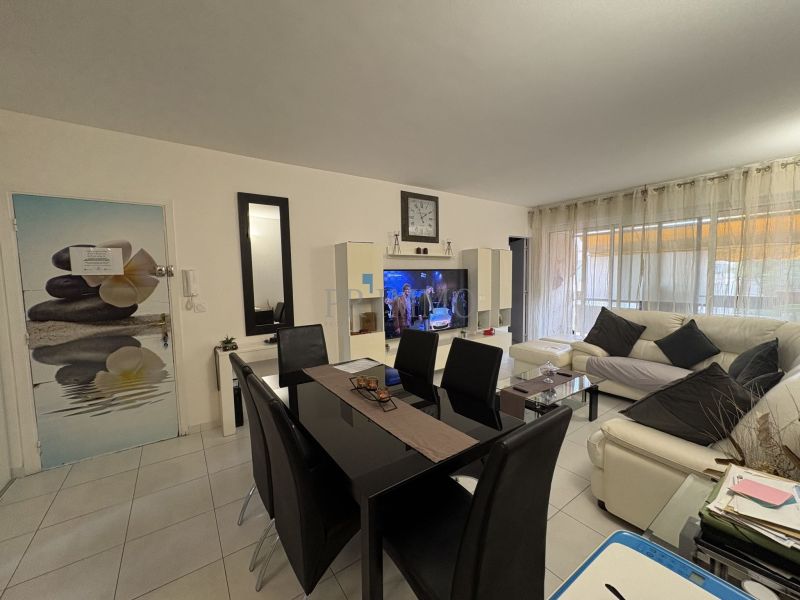 A louer APPARTEMENT T5 88 M2 BORD DE MER FREJUS