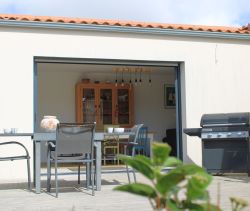 A vendre MAISON  4 PIECES 100 M2 BORD DE MER SAINT GILLES CROIX DE VIE