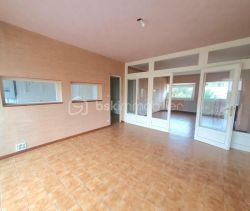 A louer APPARTEMENT T4 95 M2  BEZIERS
