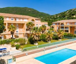 A louer APPARTEMENT T2 38 M2 BORD DE MER CAVALAIRE SUR MER