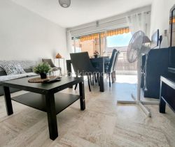 A louer APPARTEMENT T3 70 M2 TERRASSE BORD DE MER JUAN LES PINS